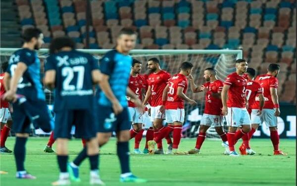 أخبار الدوري | نجم الأهلي معروض على بيراميدز بسيناريو صلاح محسن خاص