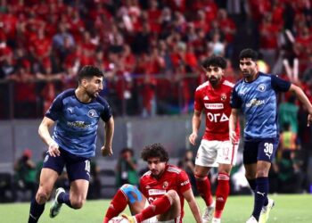 أخبار الدوري | فيديو صفقة الإنقاذ ومصالحة الأهلي وبيراميدز