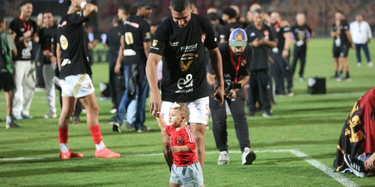 أخبار الدوري | غياب صفقة الأهلي الجديدة عن السوبر...