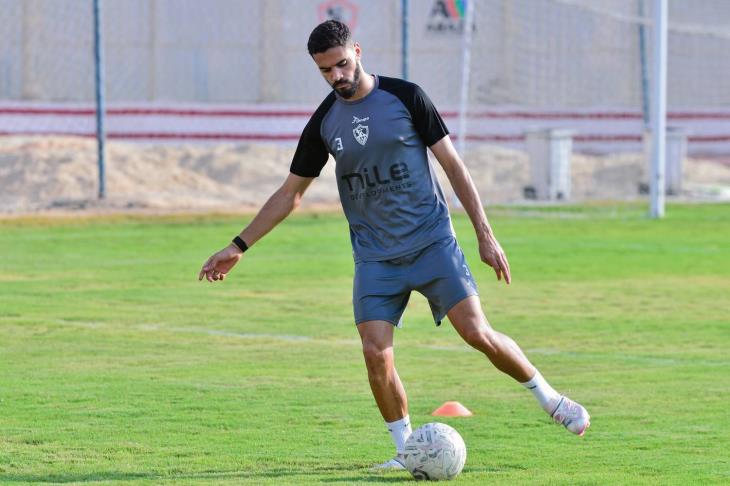 أخبار الدوري | بنتايك ينتظم في تدريبات الزمالك بعد تعافيه من الإصابة