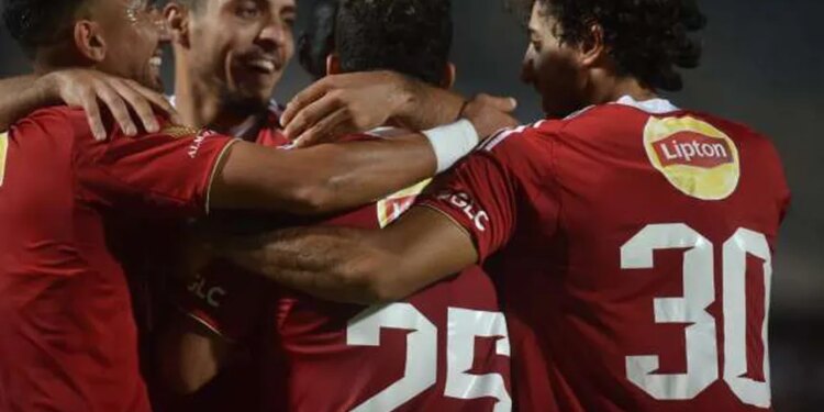 أخبار الدوري | الأهلي يسعى للتعاقد مع ظهير أيسر جديد وتكرار تجربة علي معلول